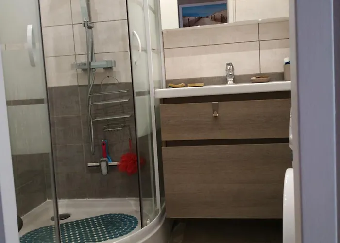 Appartamento Idéalement Situé Vue Mer, Les Indes Galantes, Piscine, Parking Agde